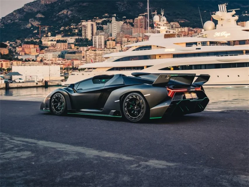 lamborghini-veneno roadster v12 720hp
