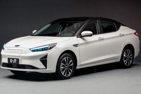 jac-ej7-eletrico-seda-branco-frente