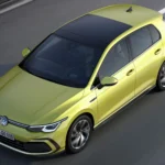 VW-Golf-8-R-Line compacto mais vendido da marca