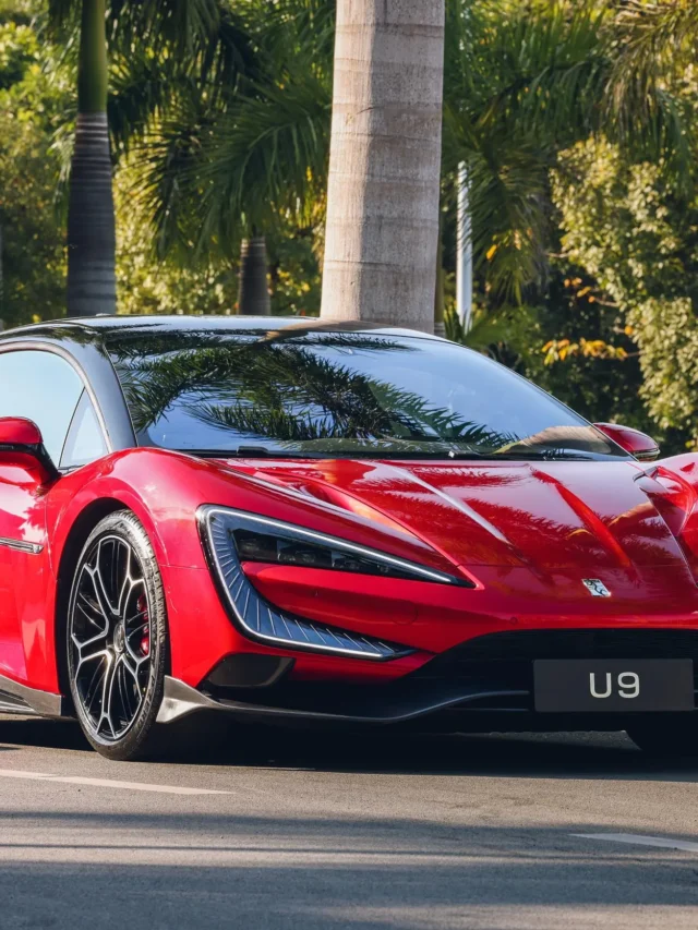 BYD-Yangwang-U9-vermelho chama a atenção pela beleza, desempenho e esportividade
