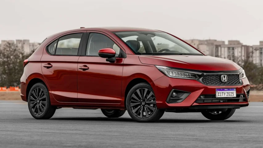 New City 2025: O Caçula da Honda que Humilha os SUVs e Faz até 15km/l 2 familia-honda-new-city-2025-hacth